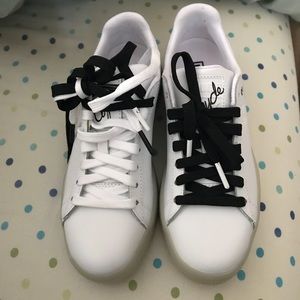 Limited Edition Clyde Pumas Size: 4